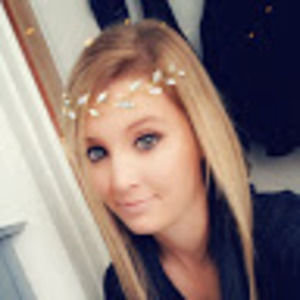 Meet your Posher, Katelyn